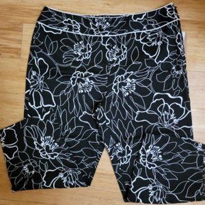 Peck And Peck Capri Pants Nwt Black White Floral